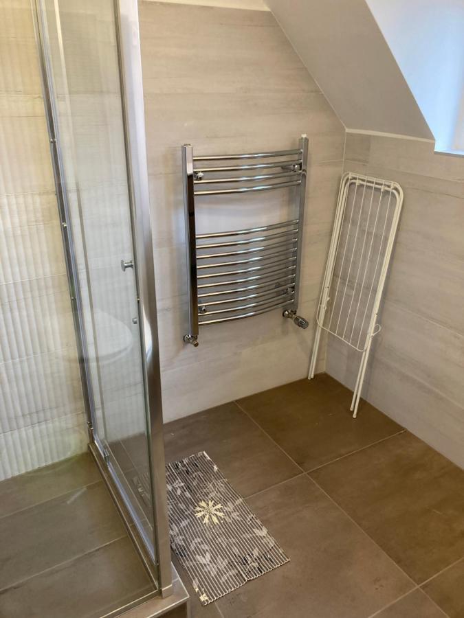 Kuenszler Apartmanhaz Zamardi Ngoại thất bức ảnh