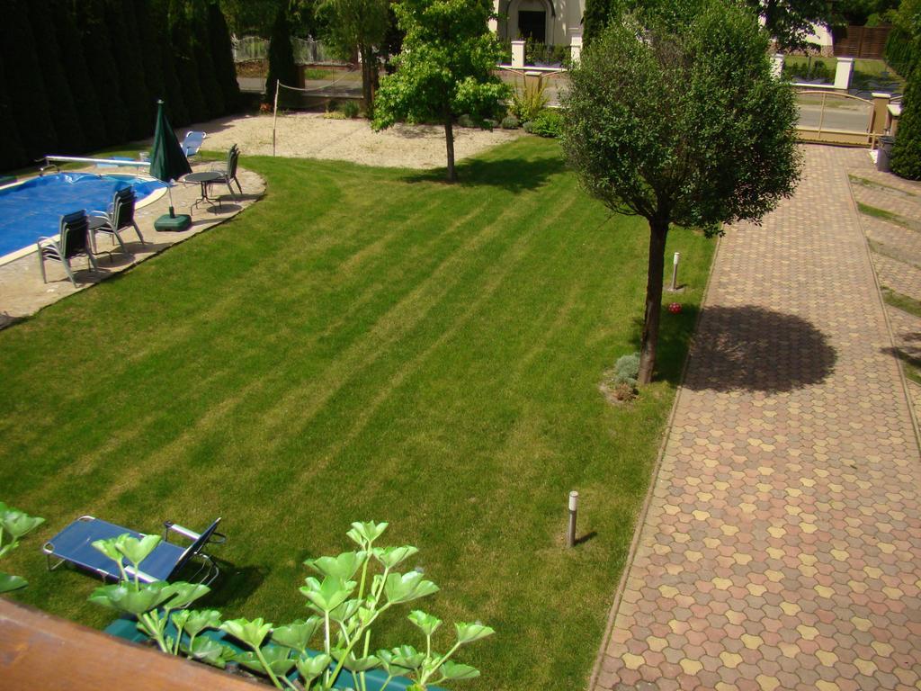 Kuenszler Apartmanhaz Zamardi Ngoại thất bức ảnh
